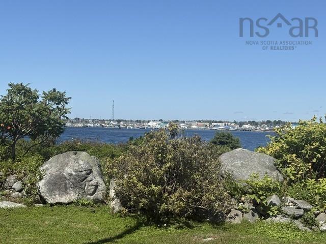 52 Cecil Street, Clark'S Harbour, NS