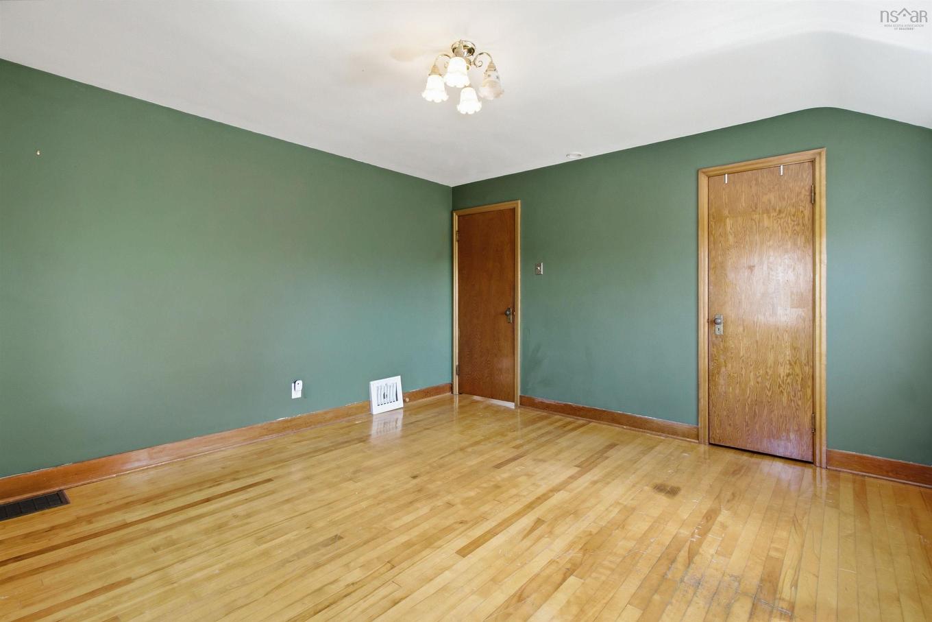 148 Victoria Road, Dartmouth, NS