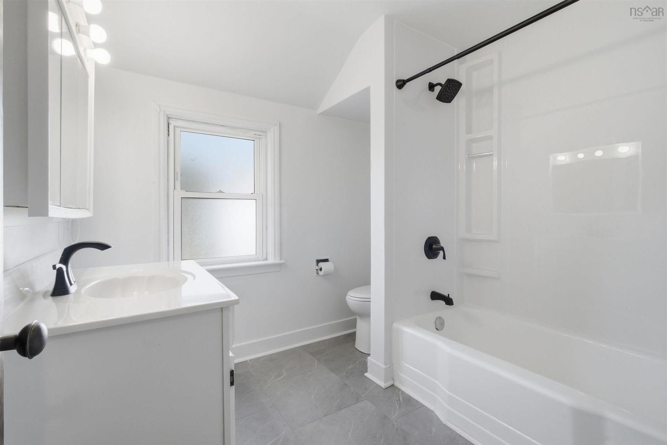 148 Victoria Road, Dartmouth, NS