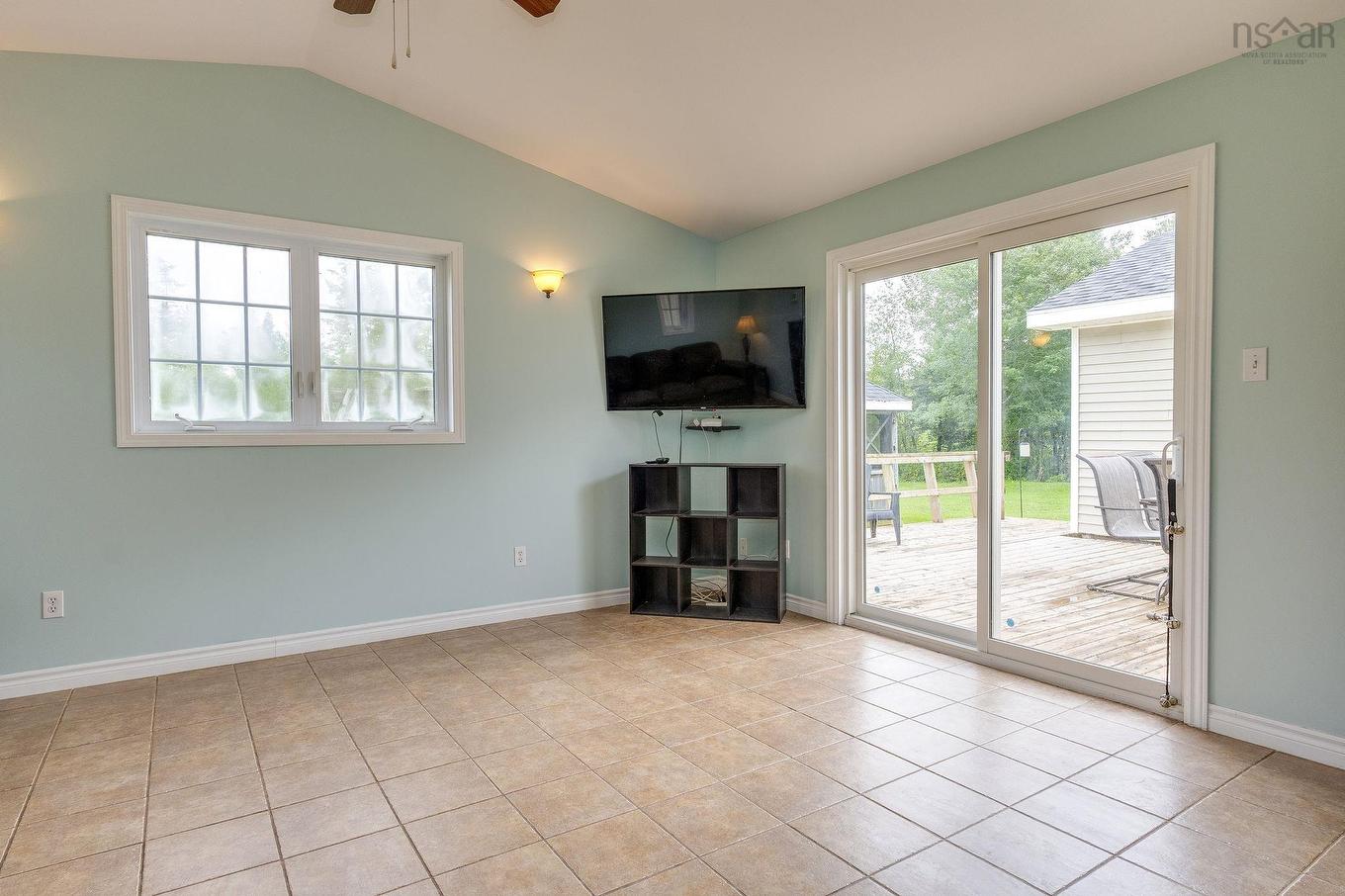 18951 Highway 2, Stewiacke, NS