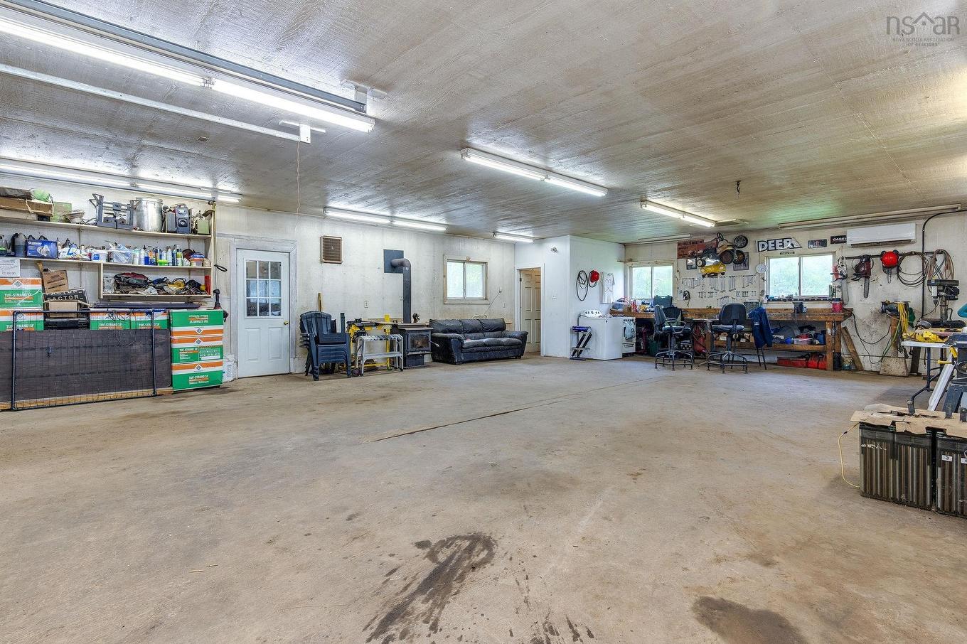 18951 Highway 2, Stewiacke, NS