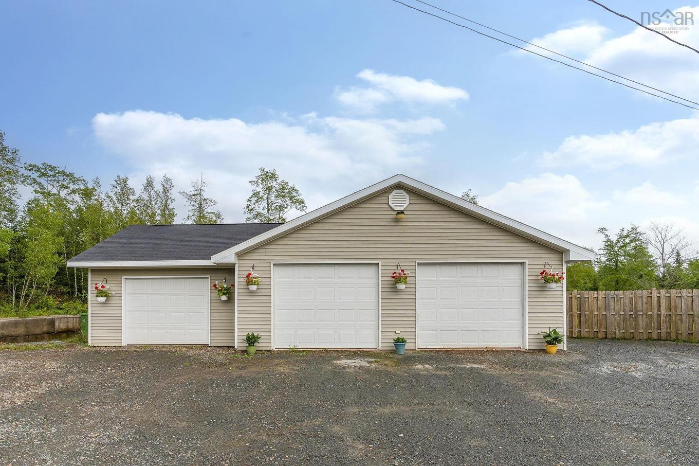 18951 Highway 2, Stewiacke, NS