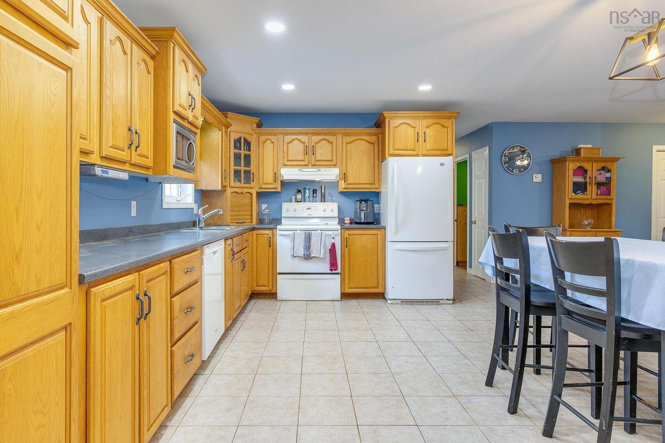 18951 Highway 2, Stewiacke, NS