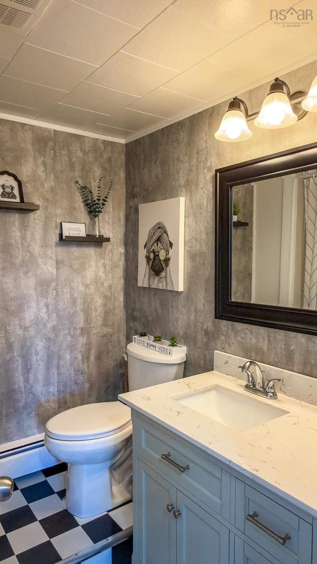 19 Spruce Lane, Hebron, NS