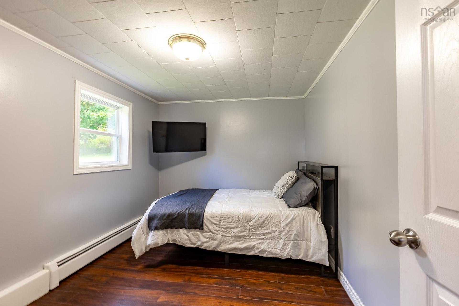 19 Spruce Lane, Hebron, NS