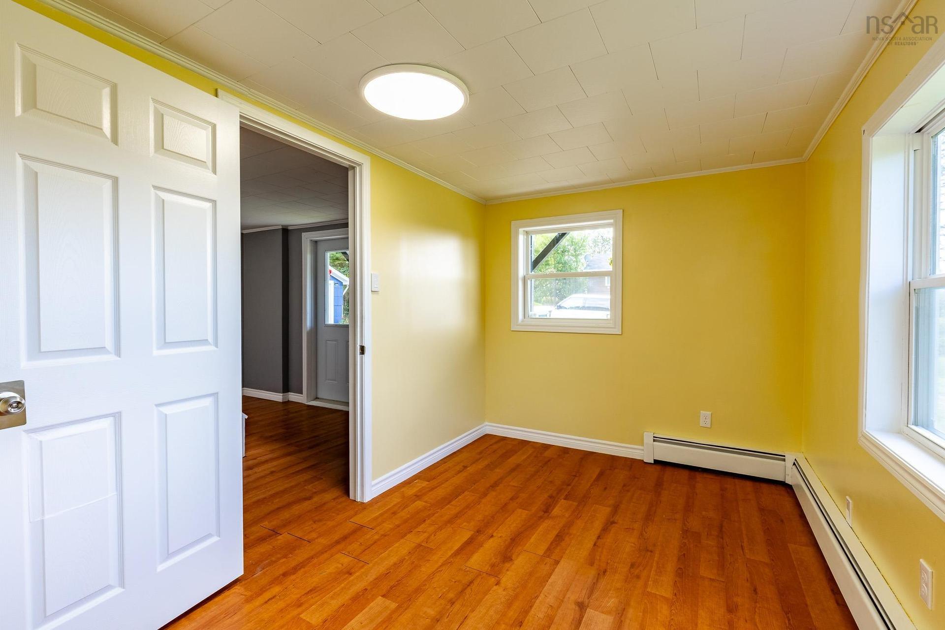 19 Spruce Lane, Hebron, NS