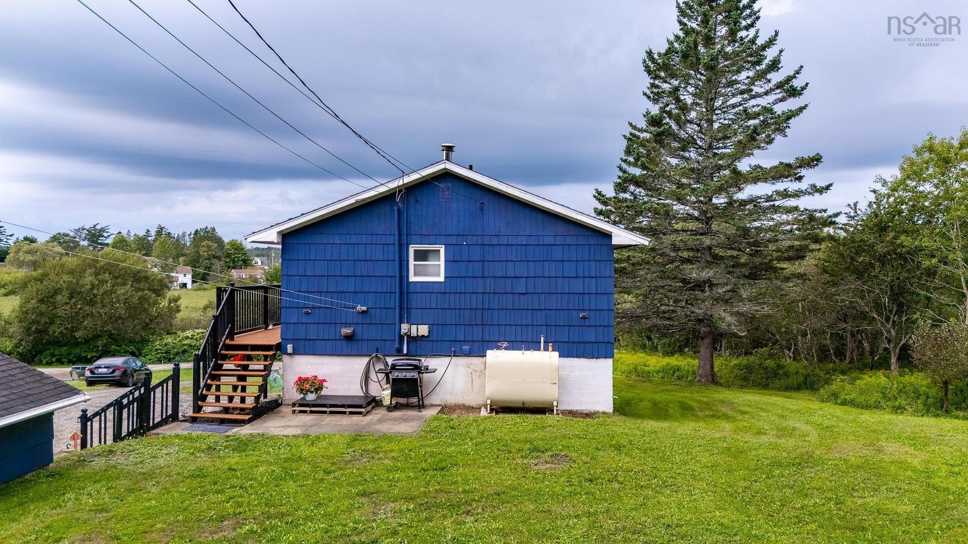19 Spruce Lane, Hebron, NS