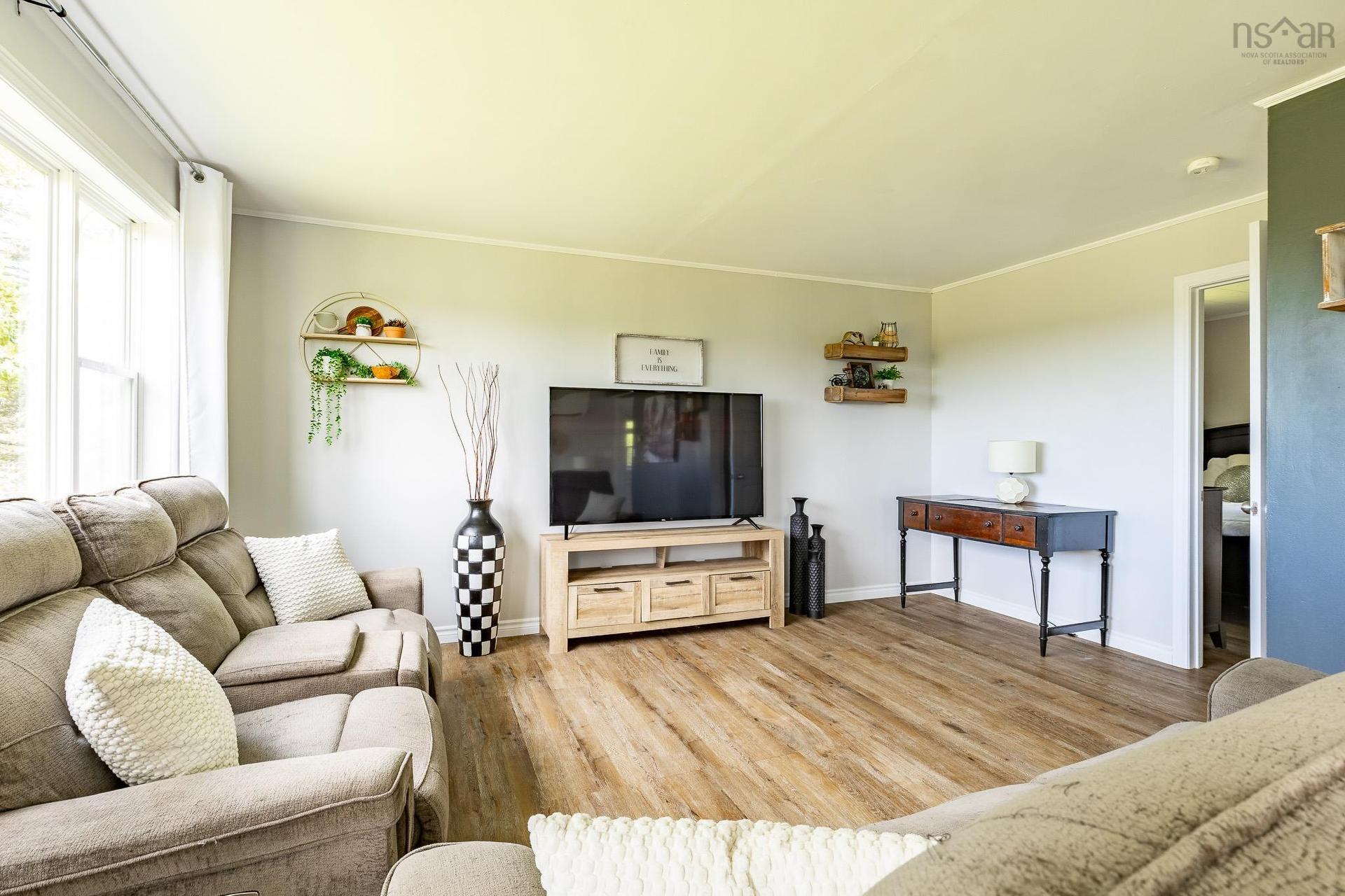 19 Spruce Lane, Hebron, NS