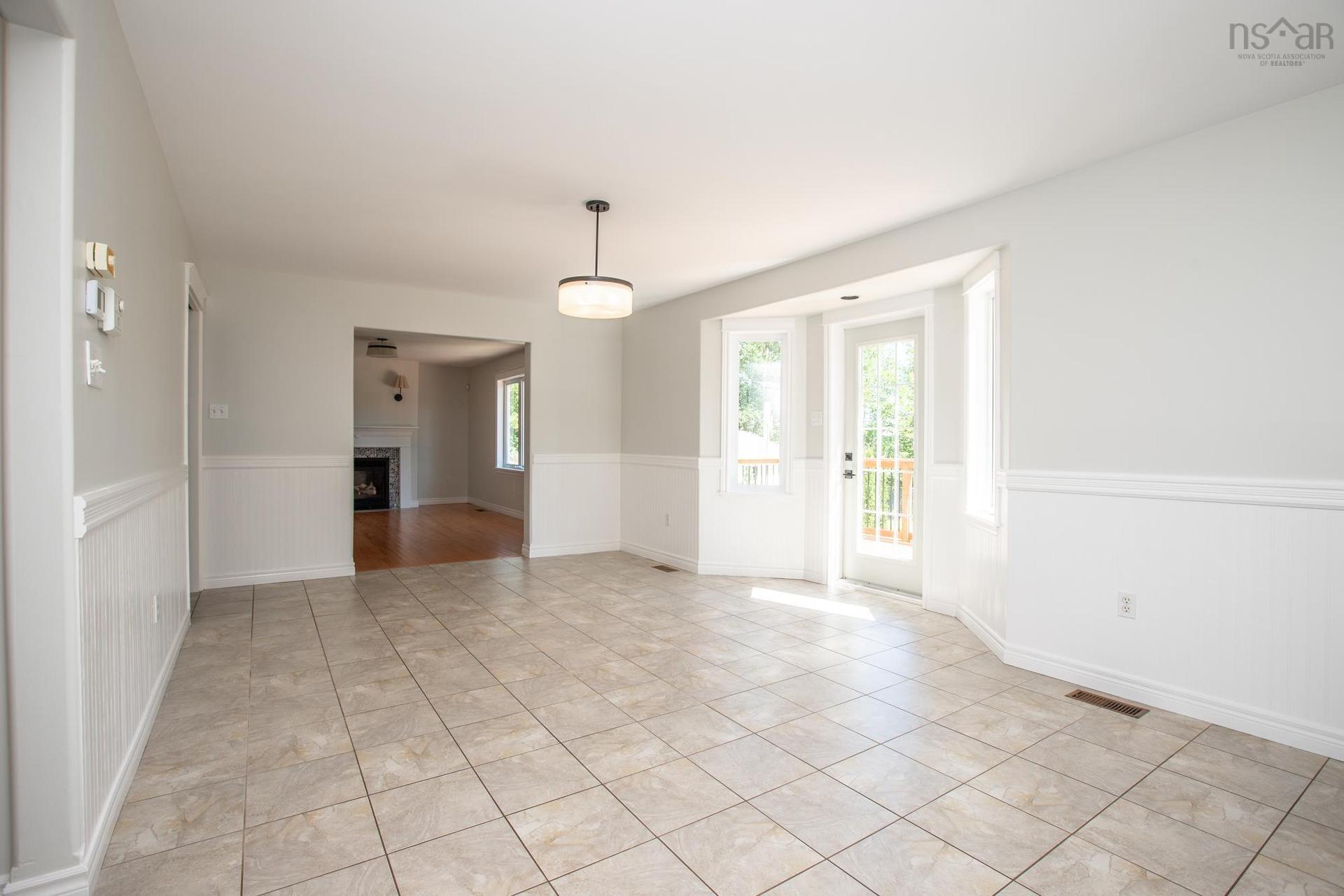 17 Evergreen Crescent, Lantz, NS