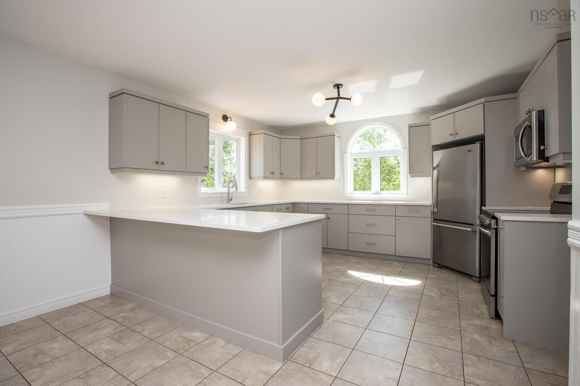 17 Evergreen Crescent, Lantz, NS