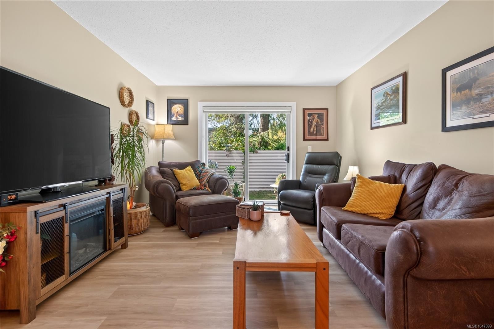 #104-220 Back Rd, Courtenay, BC