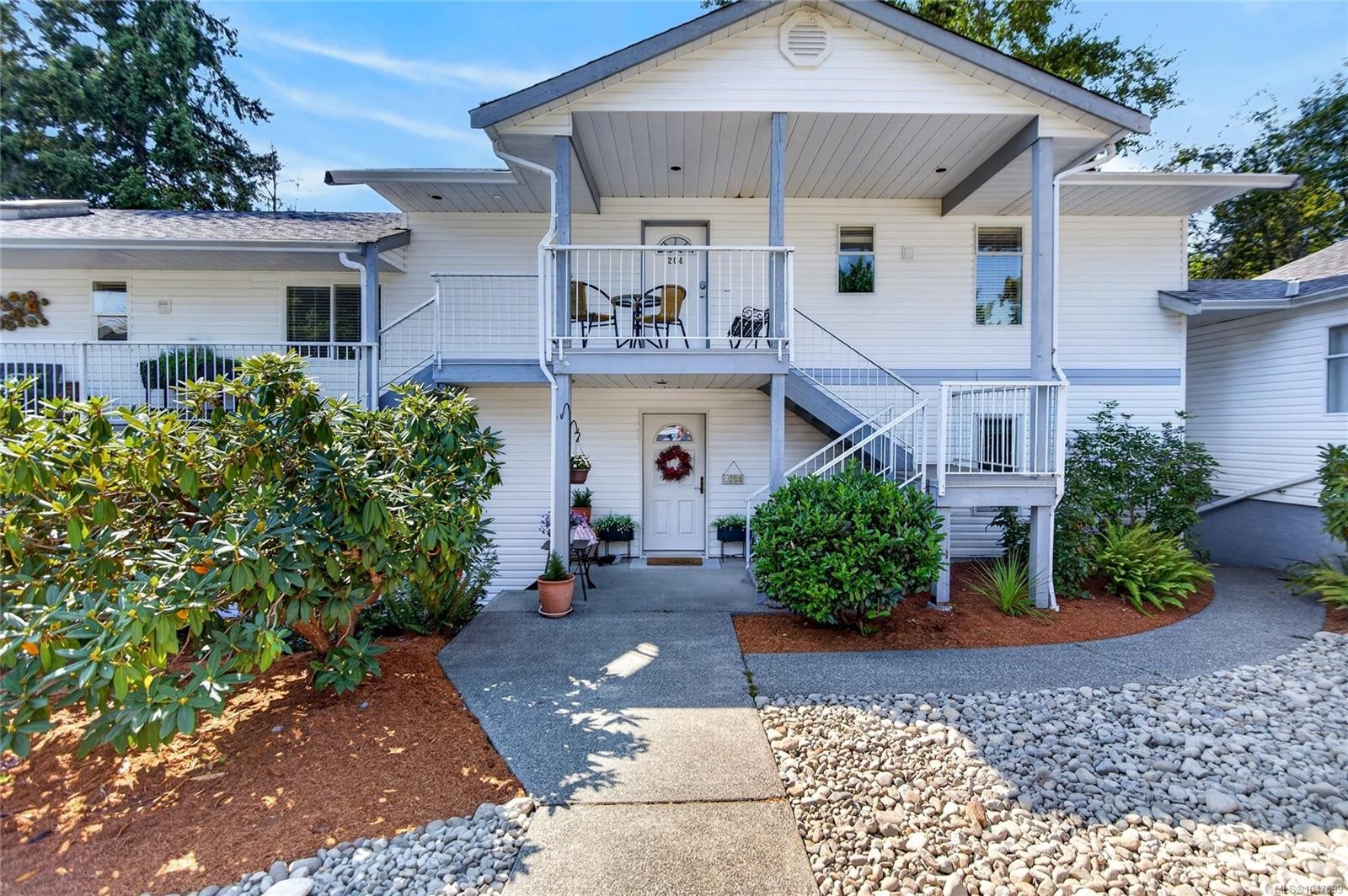 #104-220 Back Rd, Courtenay, BC