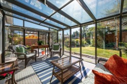 598 Hampstead St Parksville, BC V9P 2T7