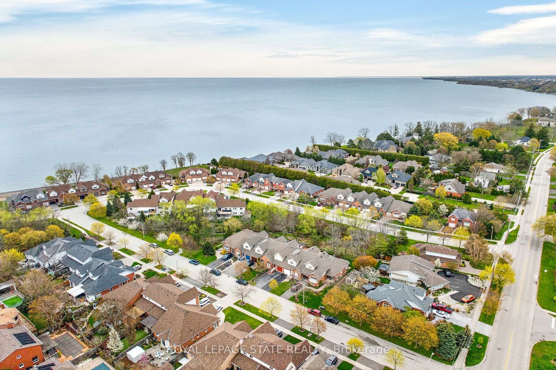 83 Morrison Crescent, Grimsby, ON