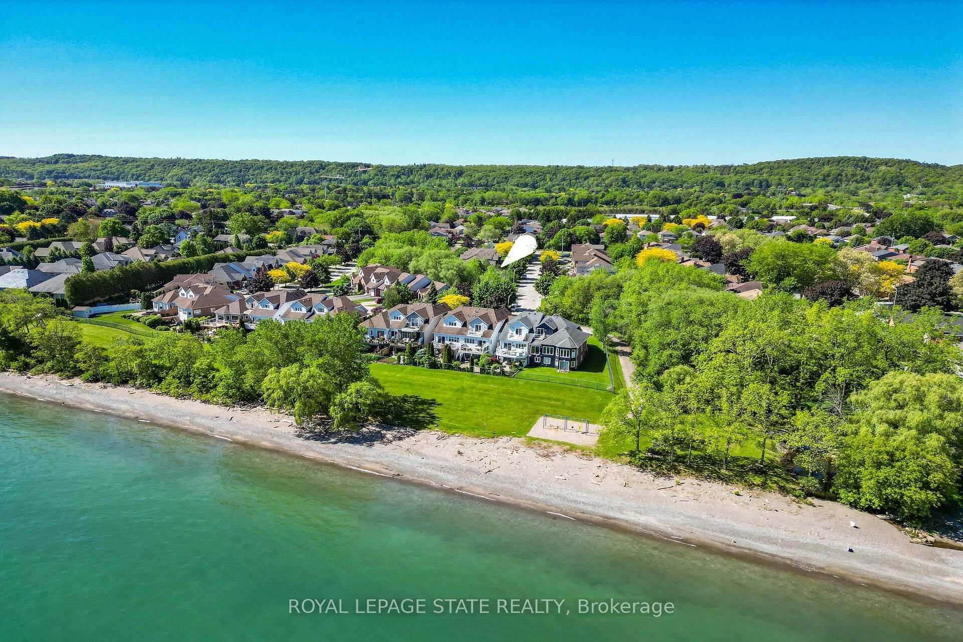 83 Morrison Crescent, Grimsby, ON