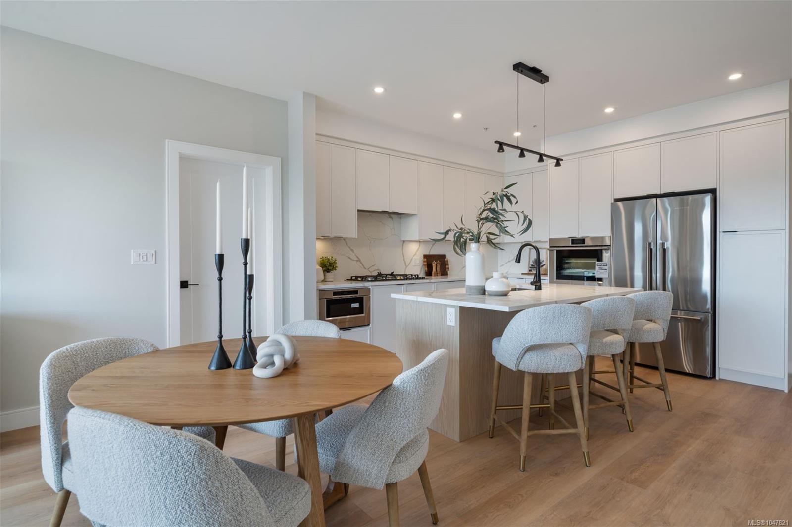 #604-1810 Selenite Pl, Langford, BC