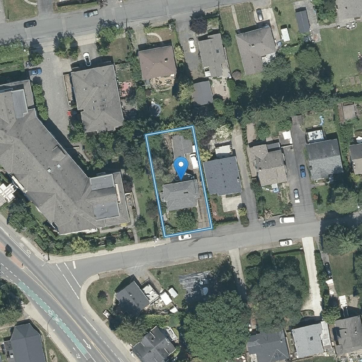 610 Kent Rd, Saanich, BC