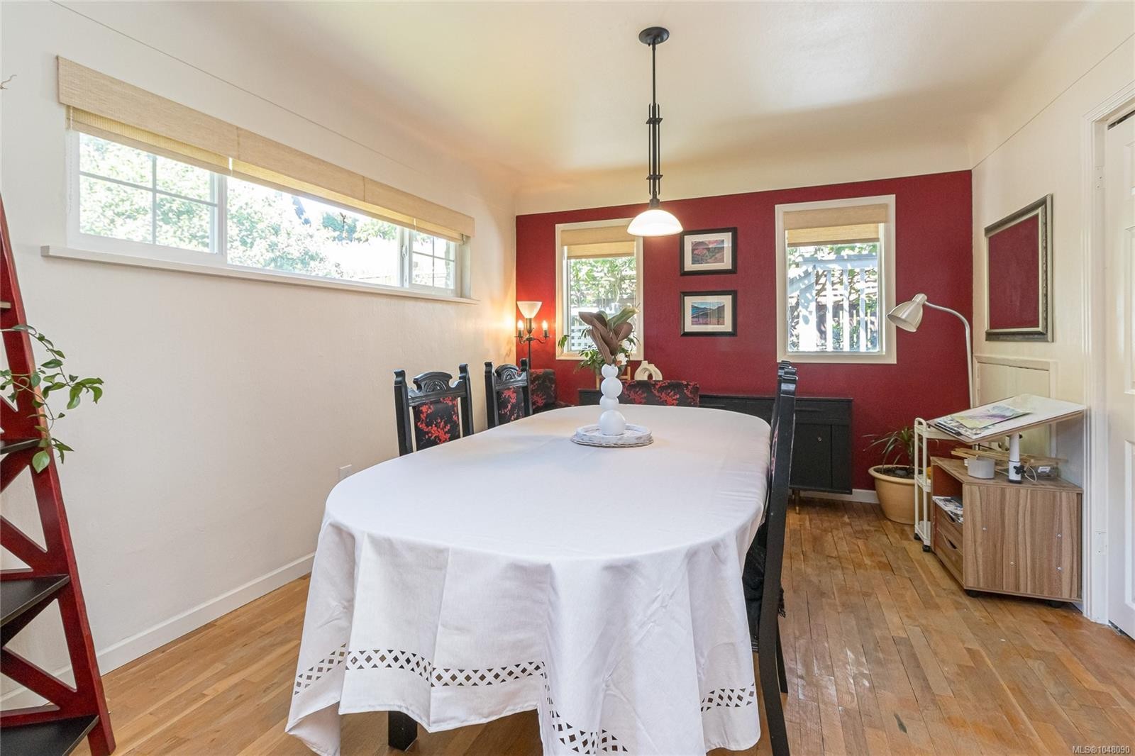610 Kent Rd, Saanich, BC
