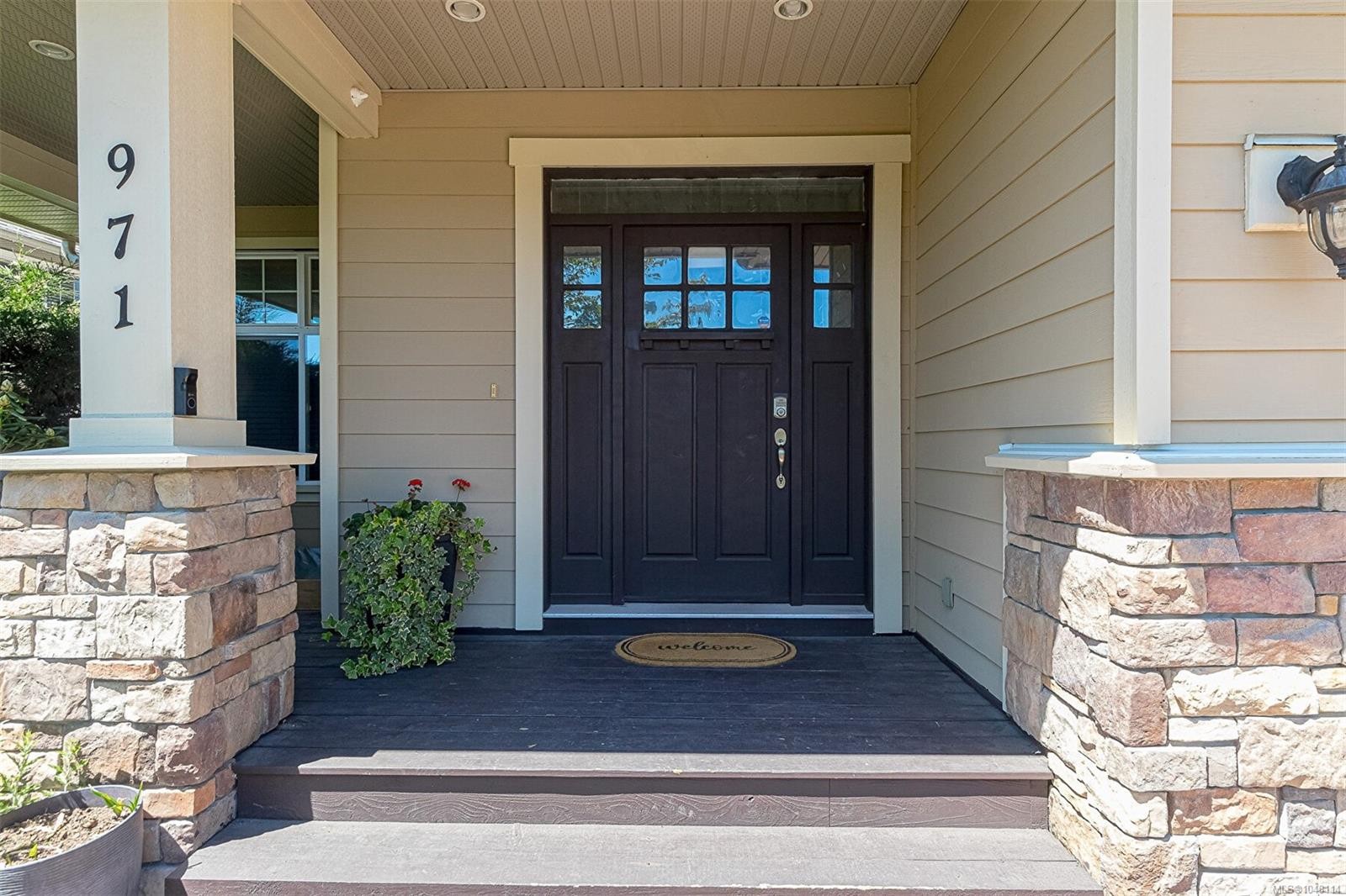 971 Gade Rd, Langford, BC