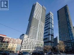 734 - 251 JARVIS STREET Toronto, ON M5B 0C3