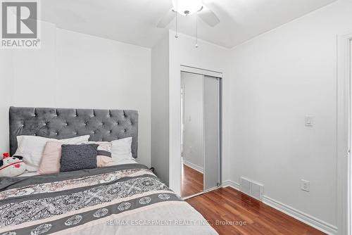 127 Park Row N, Hamilton, ON 
