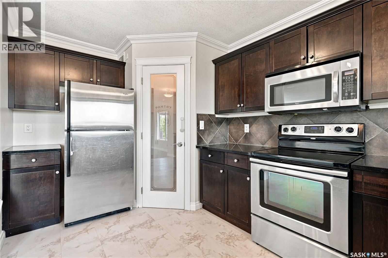 107 119 Hampton Circle, Saskatoon, SK