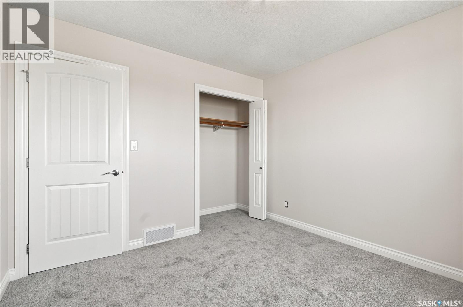107 119 Hampton Circle, Saskatoon, SK