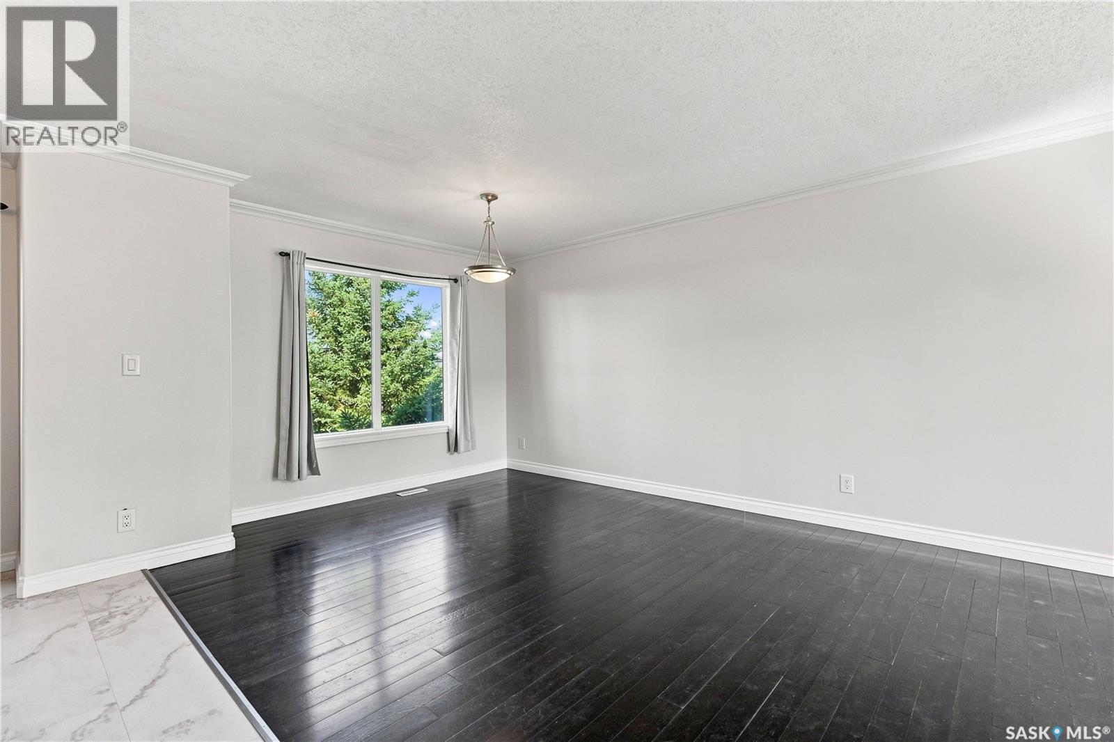 107 119 Hampton Circle, Saskatoon, SK