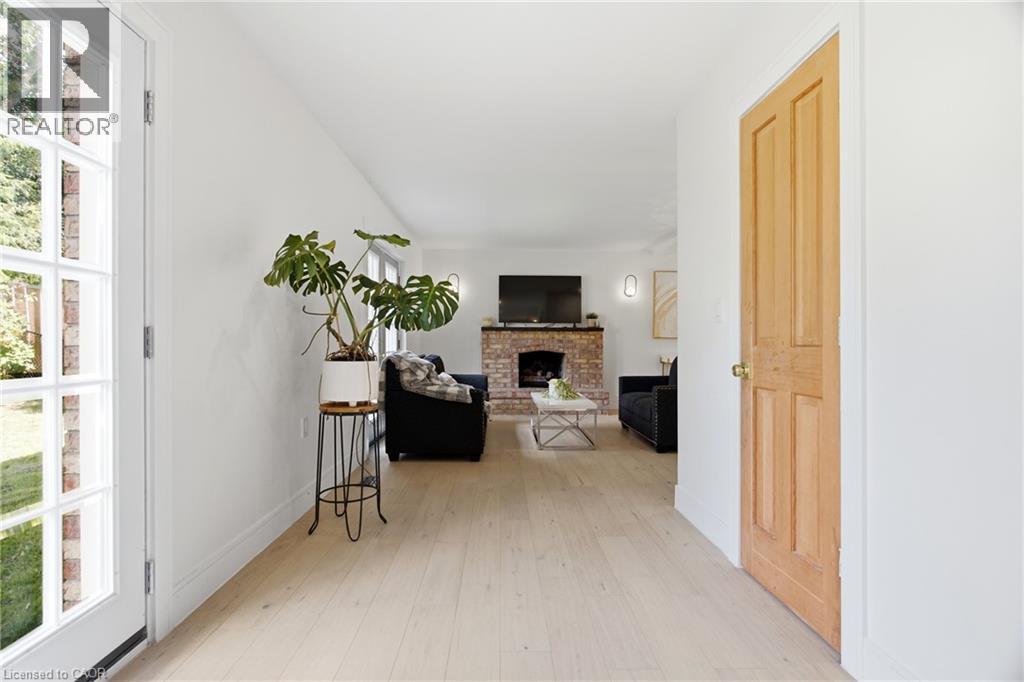 416 Clairbrook Crescent, Waterloo, ON