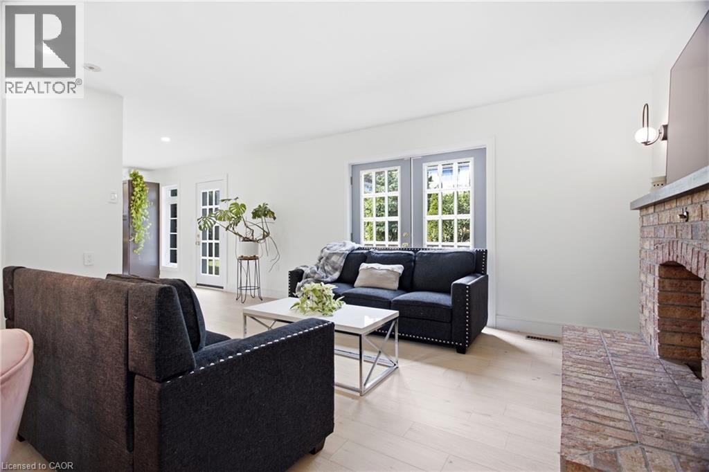 416 Clairbrook Crescent, Waterloo, ON