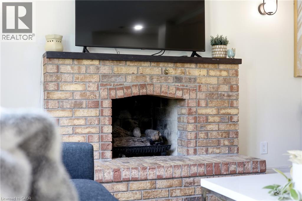 416 Clairbrook Crescent, Waterloo, ON