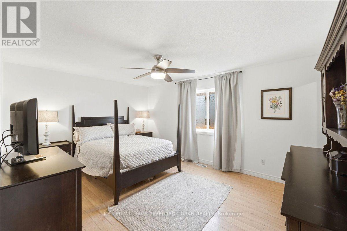 900 Keewatin Place, Kitchener, ON