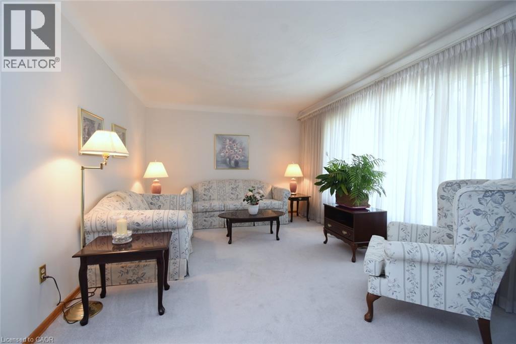 98 Kennedy Avenue, Hamilton, ON