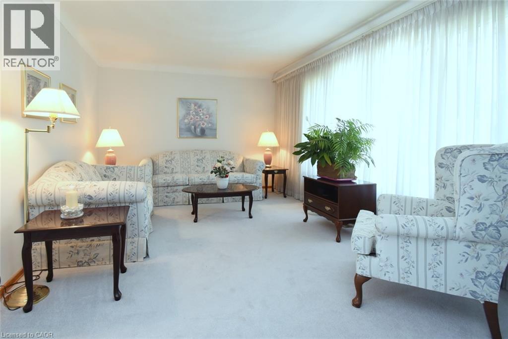 98 Kennedy Avenue, Hamilton, ON