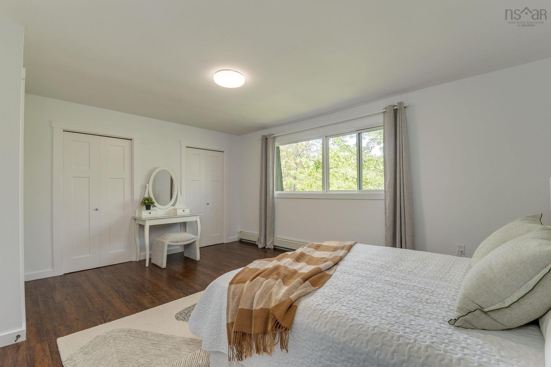 24 Fourth Street, Bedford, NS