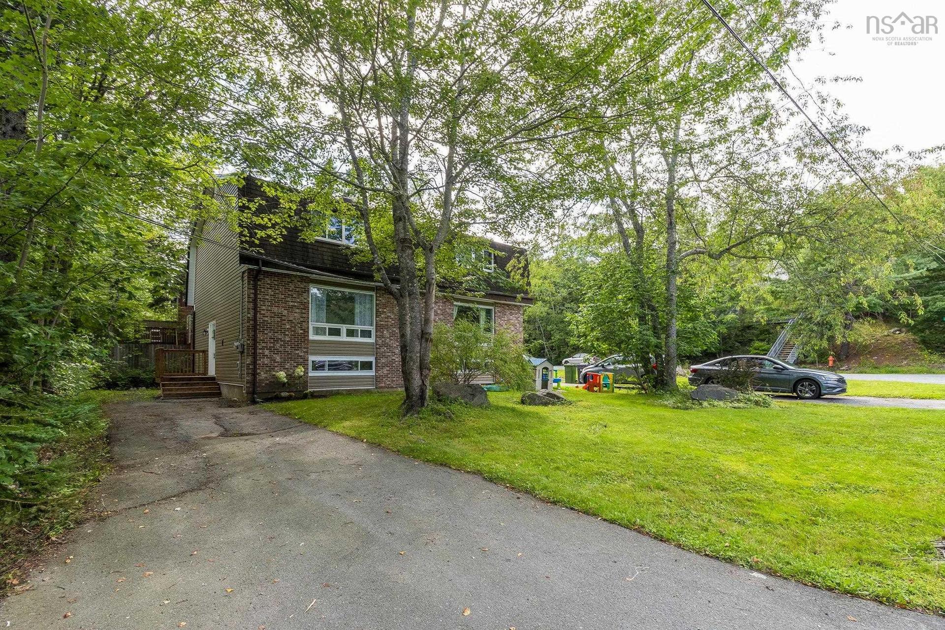 24 Fourth Street, Bedford, NS