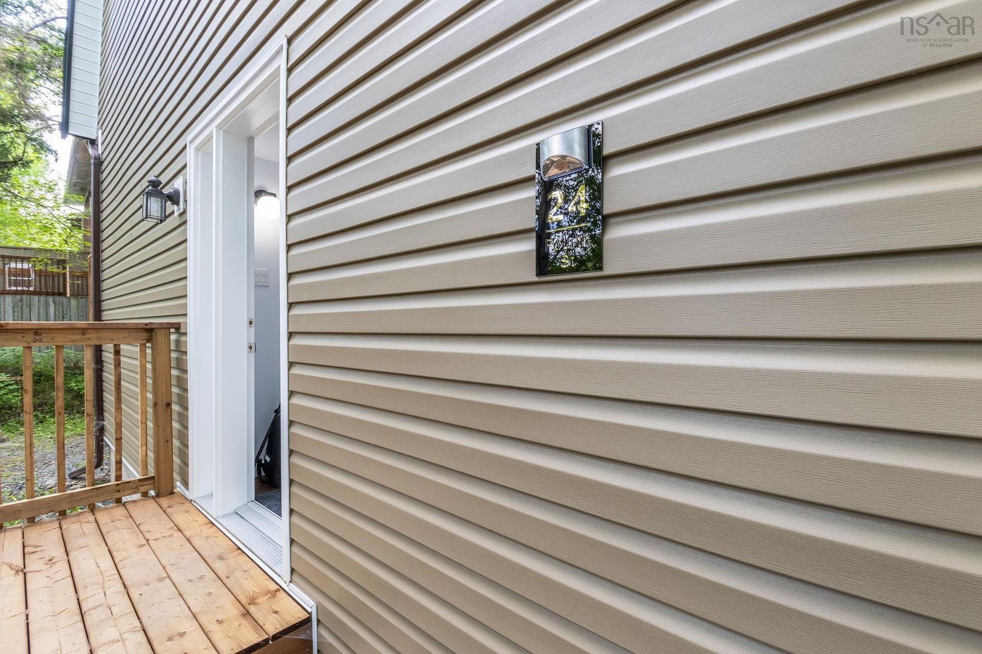 24 Fourth Street, Bedford, NS