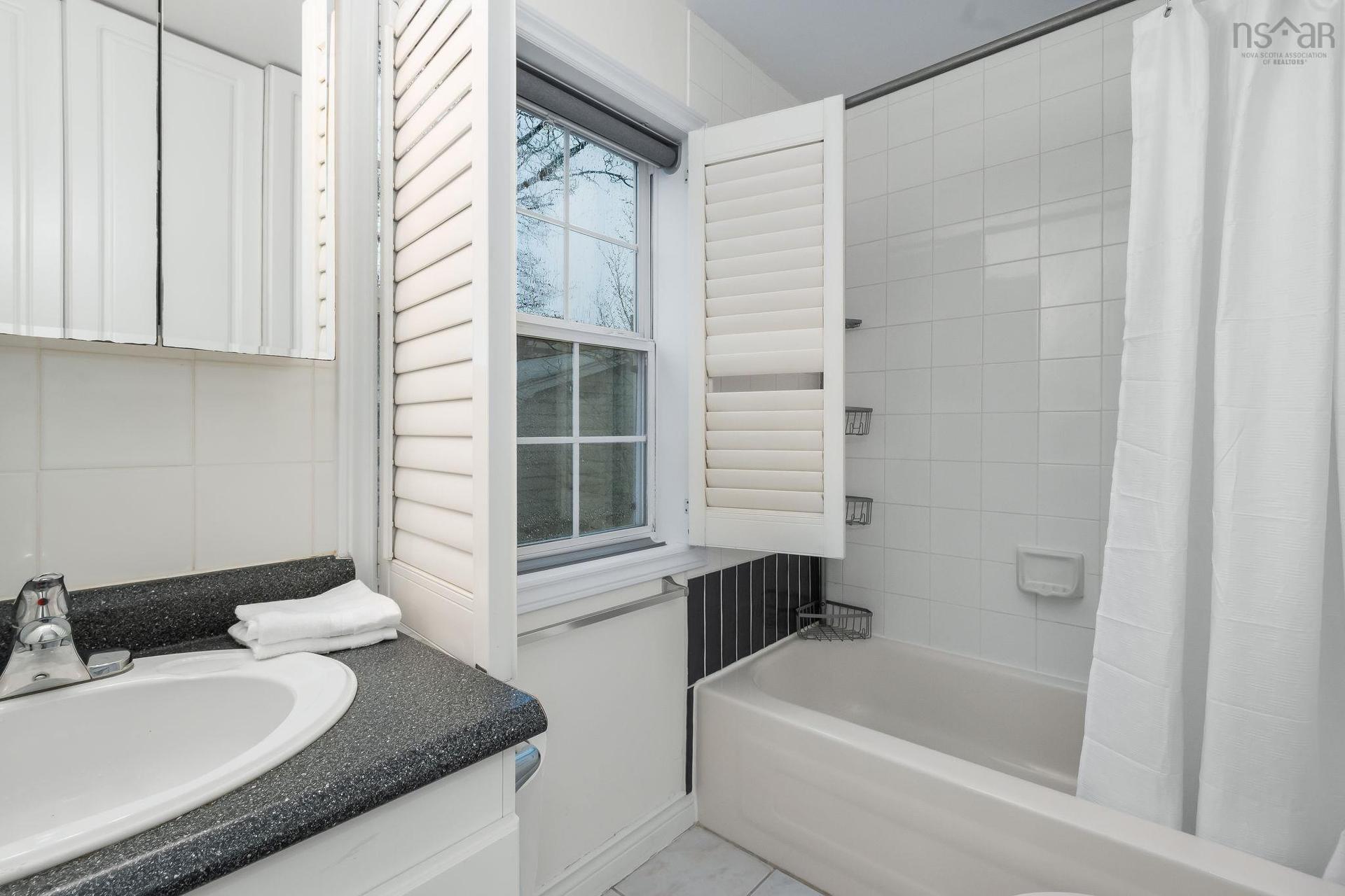 5224B Harvey Street, Halifax, NS