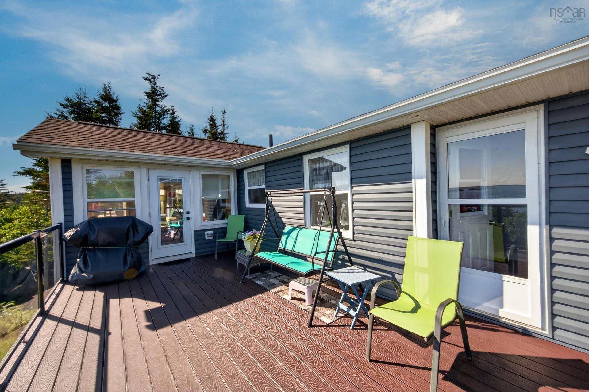16335 Highway 7, Pleasant Harbour, NS