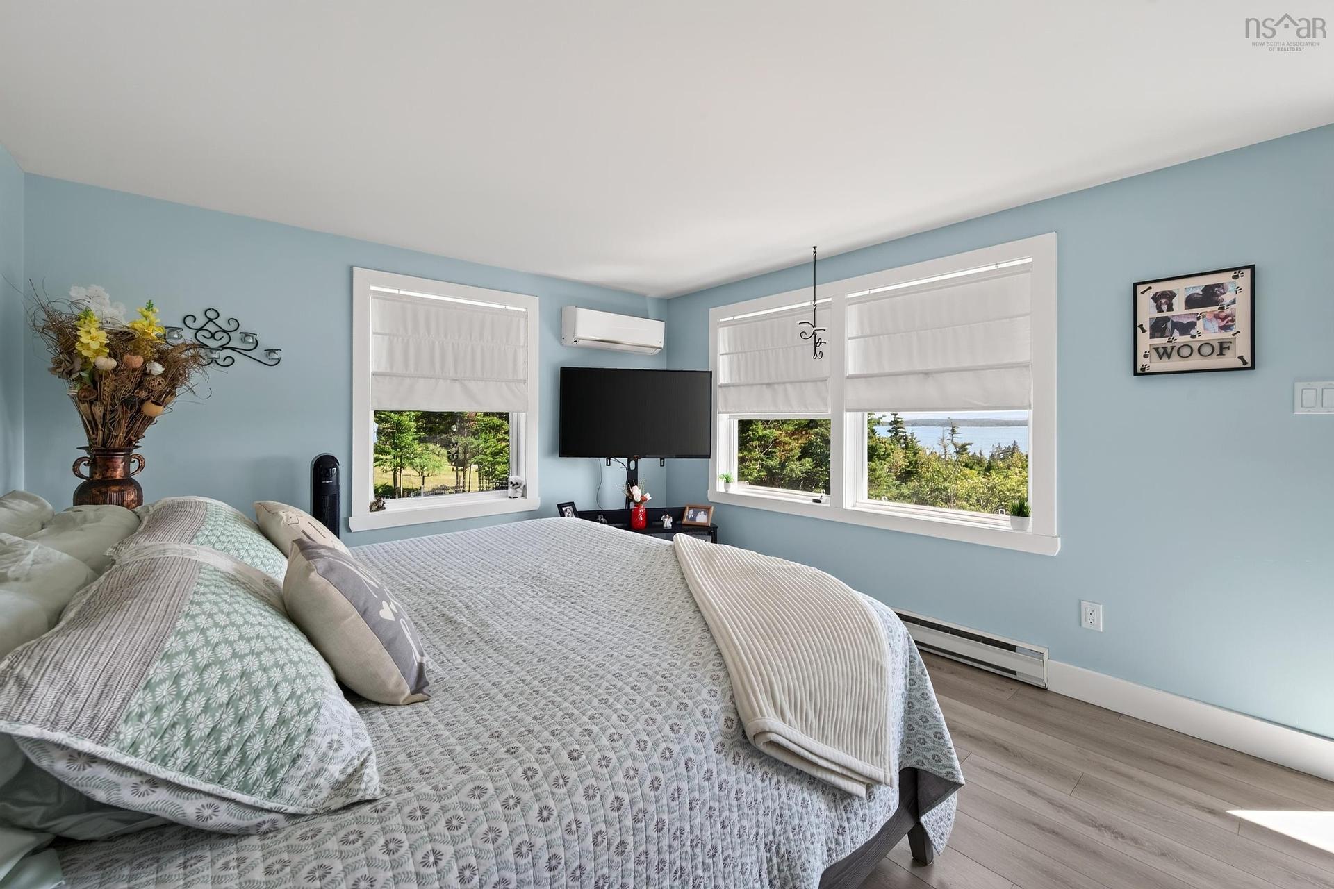 16335 Highway 7, Pleasant Harbour, NS