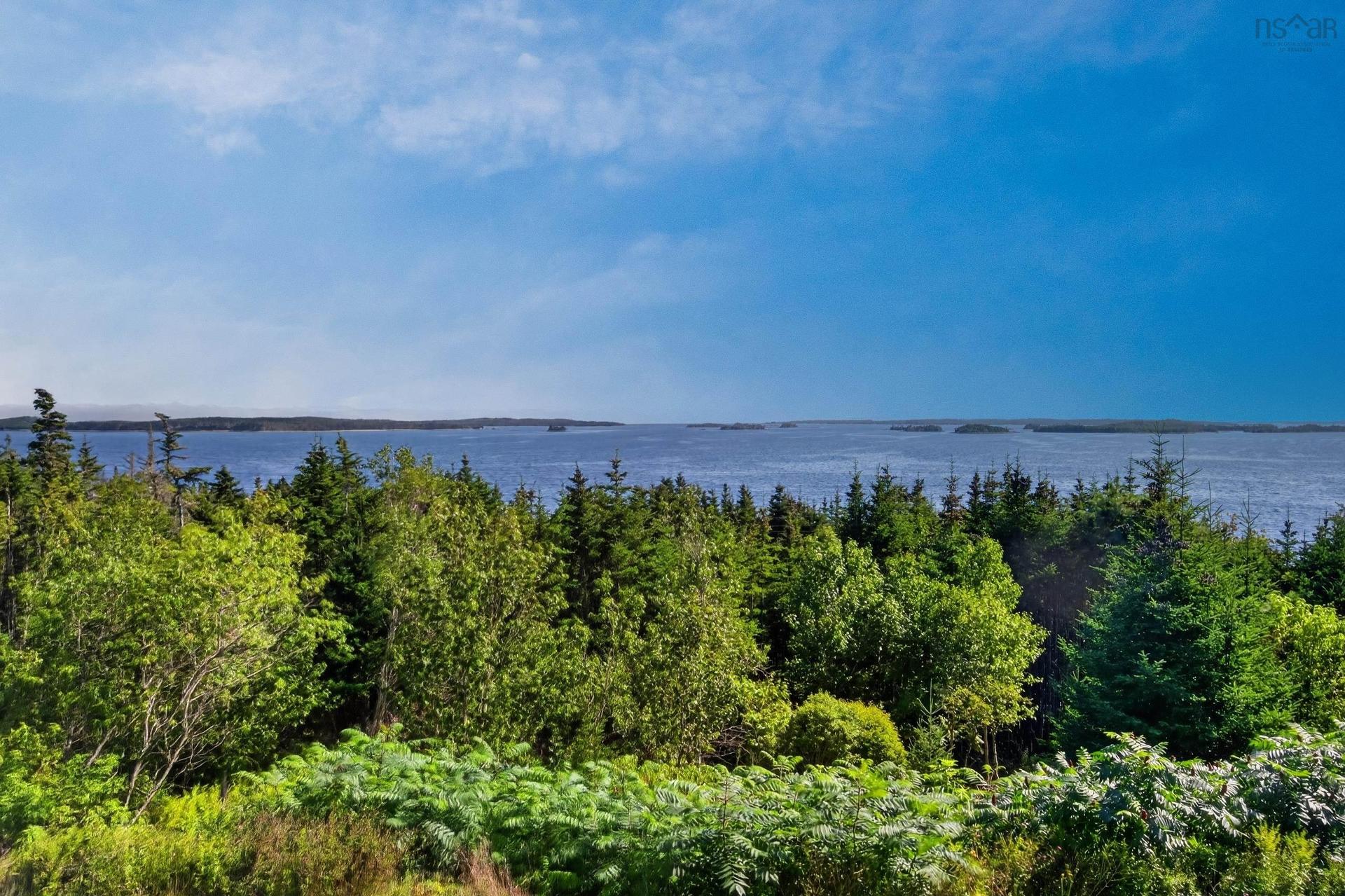 16335 Highway 7, Pleasant Harbour, NS