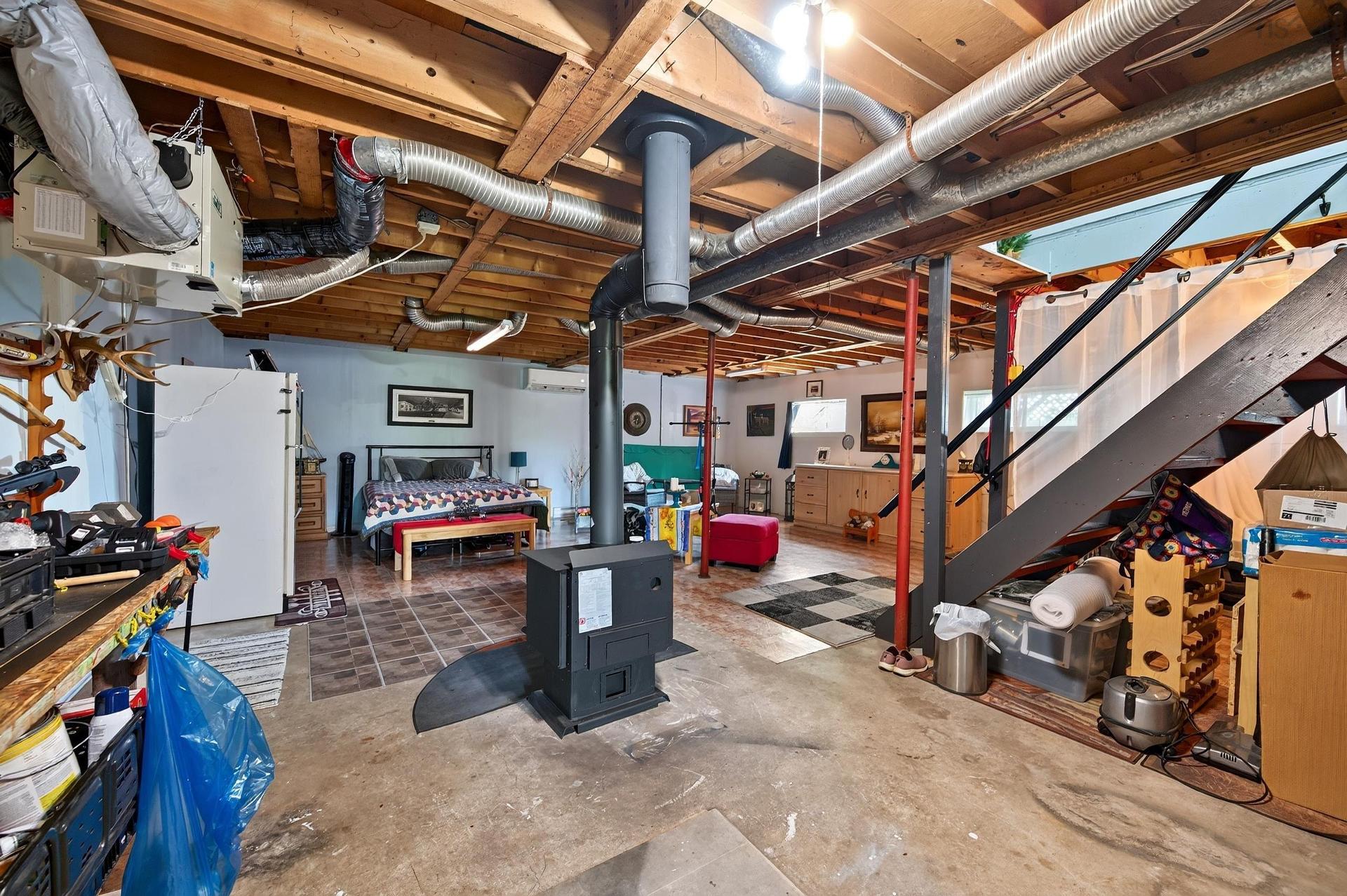 16335 Highway 7, Pleasant Harbour, NS
