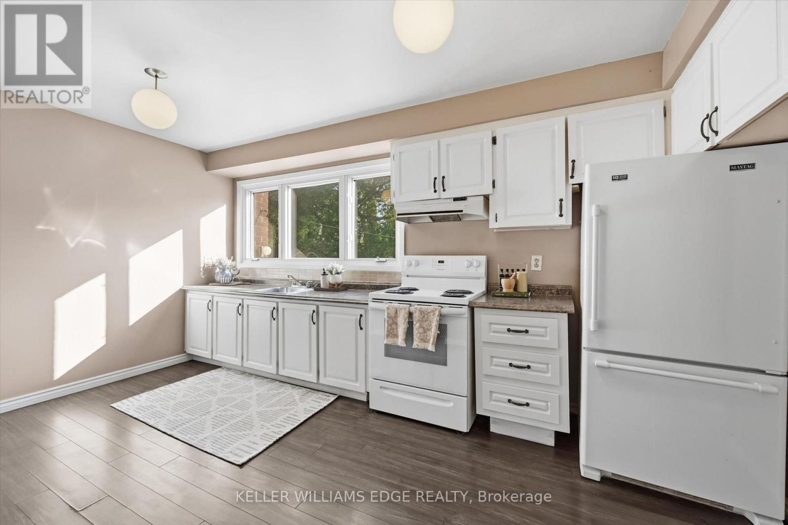 2367 Maryvale Court, Burlington, ON