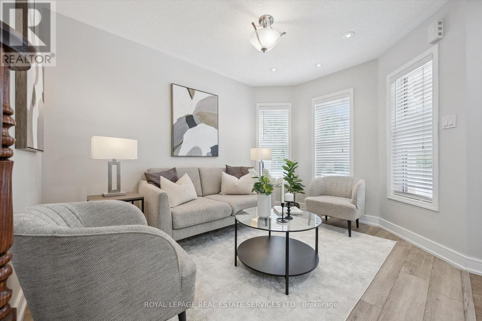 Living Room - 937 Vickerman Way, Milton, ON