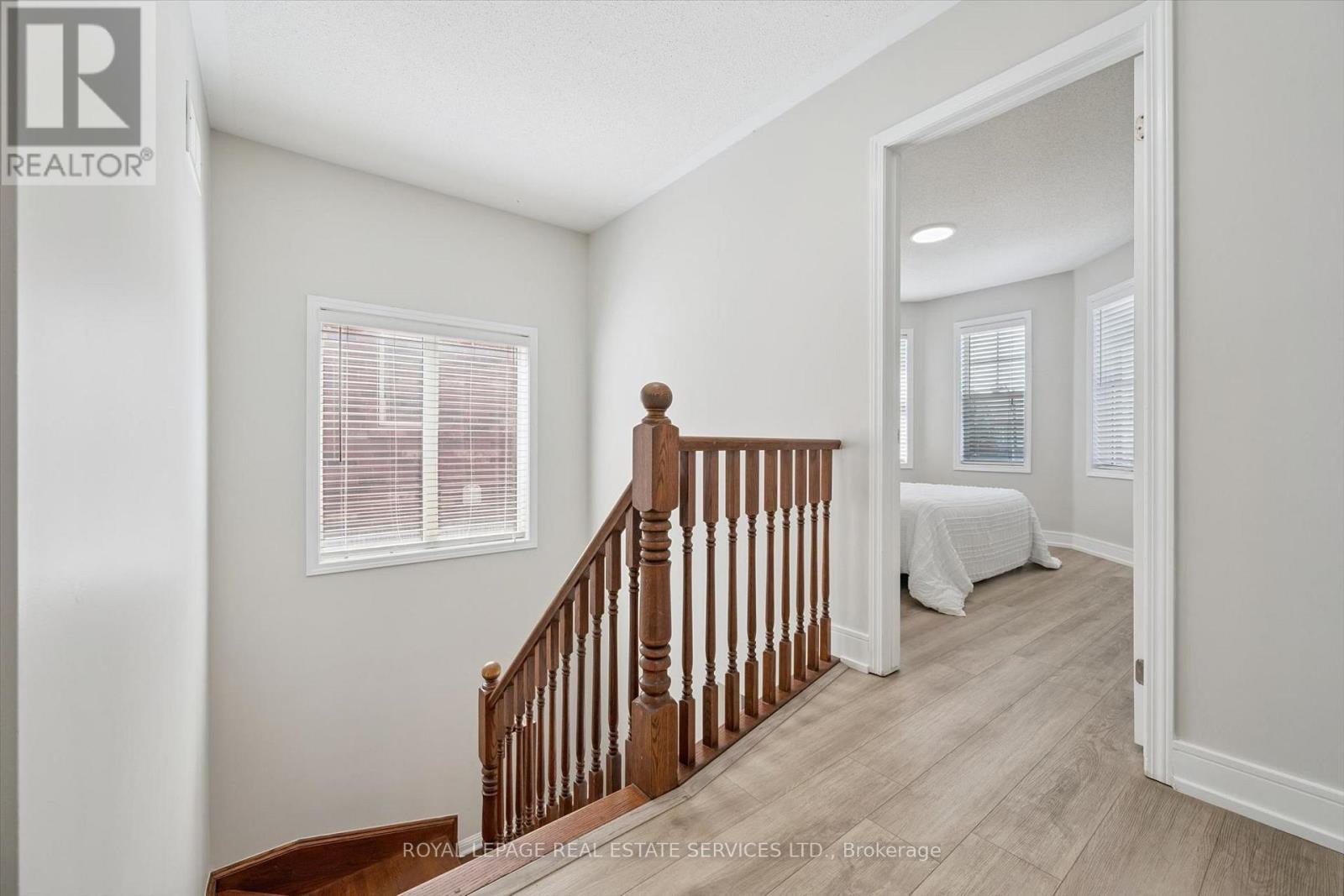 937 Vickerman Way, Milton, ON