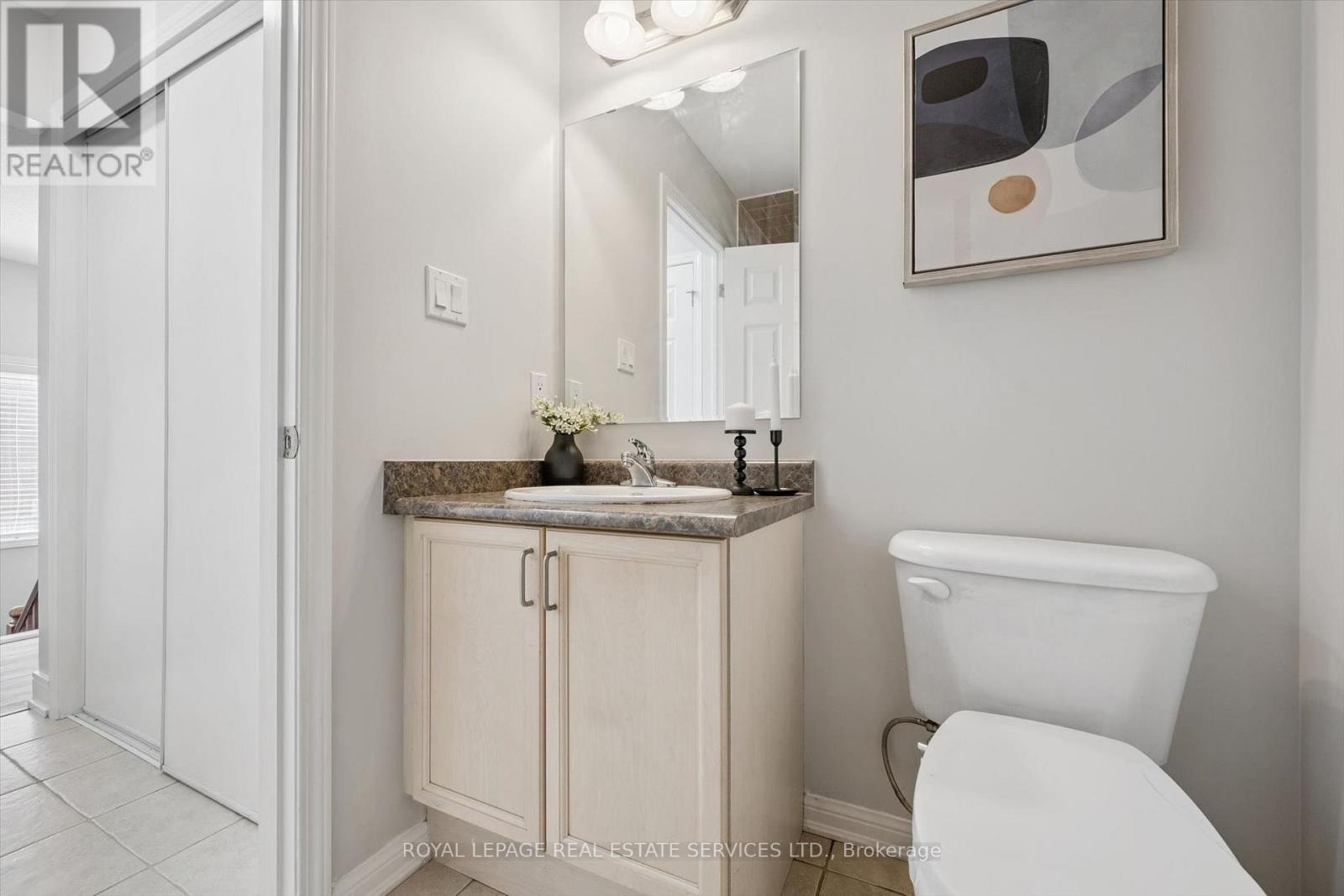 Full 4 pc Bathroom - 937 Vickerman Way, Milton, ON