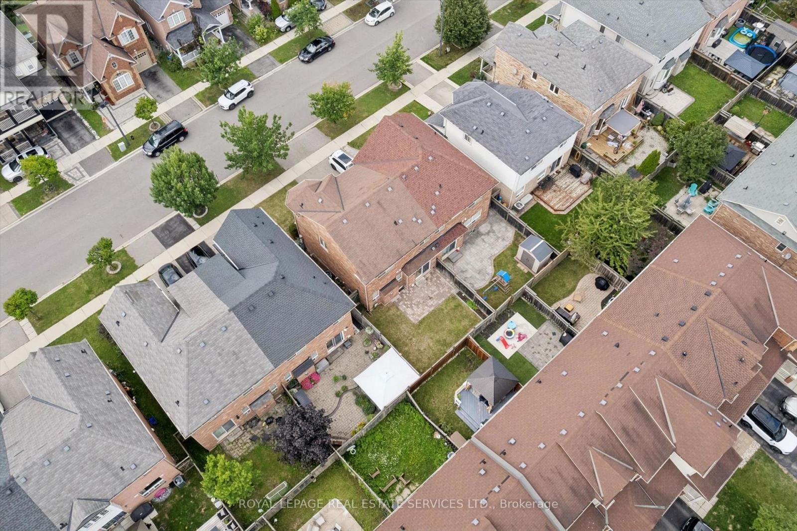 Upscale Street w mostly Detached Homes - 937 Vickerman Way, Milton, ON