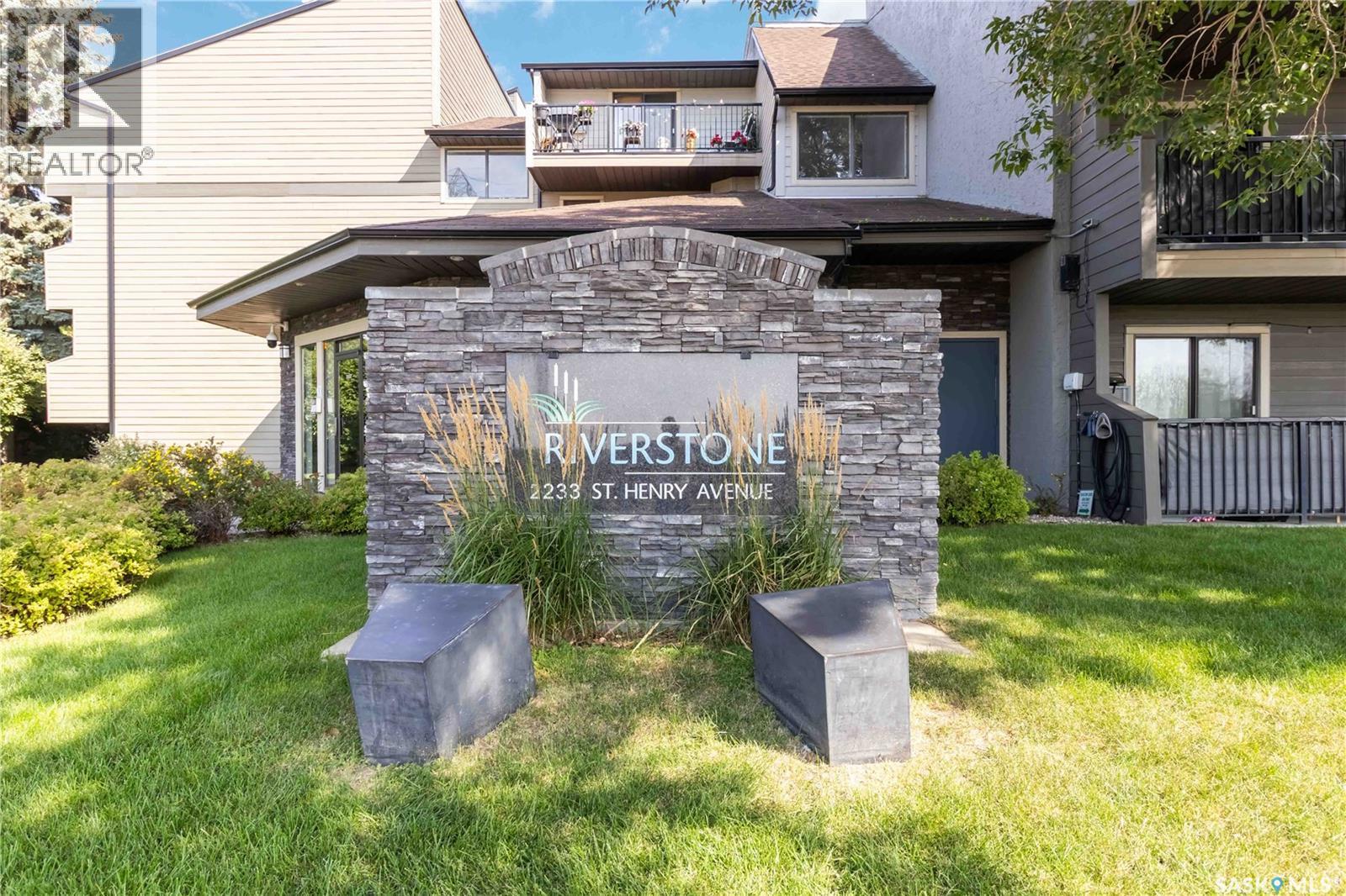 410 2233 St Henry Avenue, Saskatoon, SK