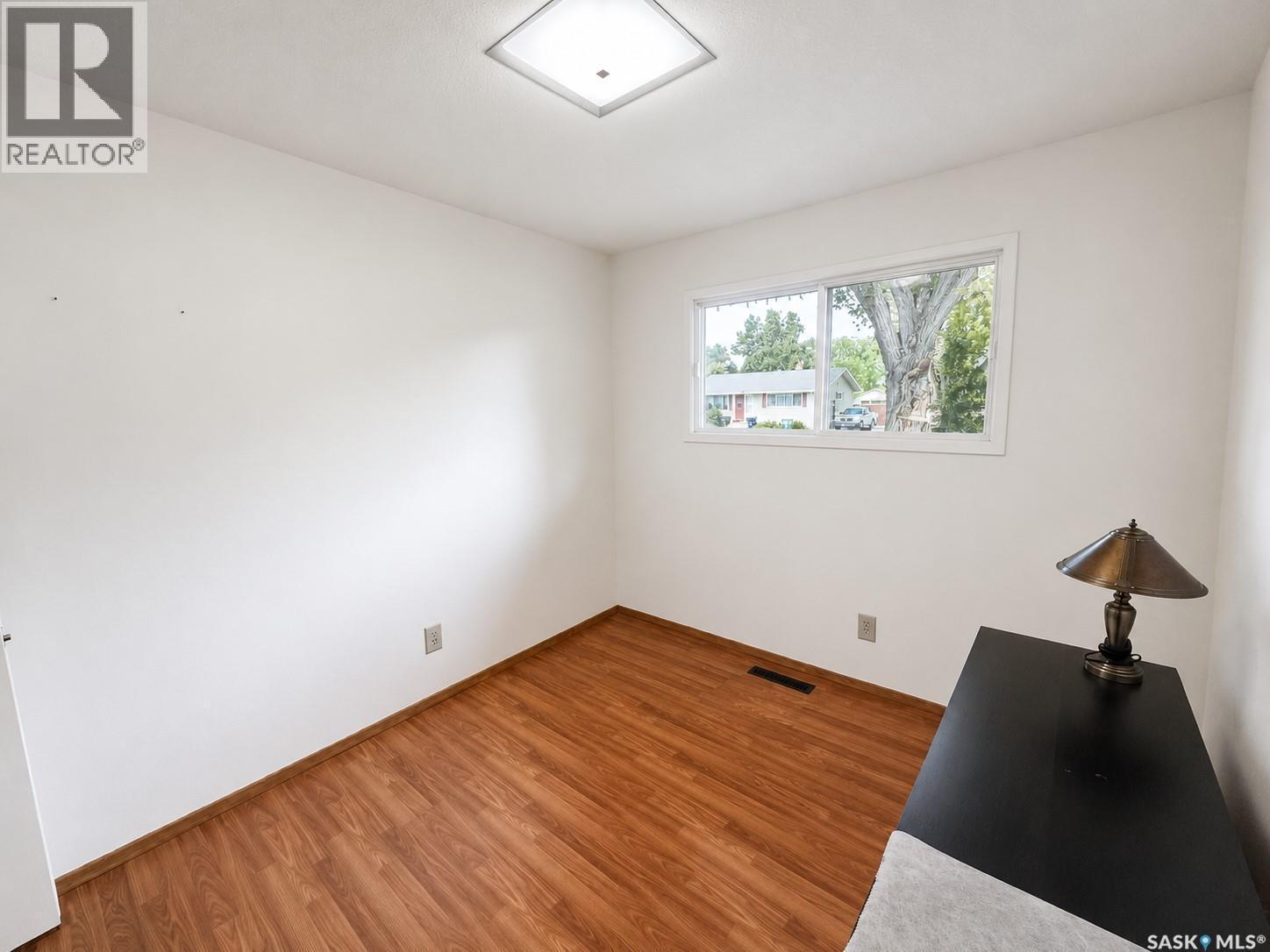 2145 37Th Street W, Saskatoon, SK