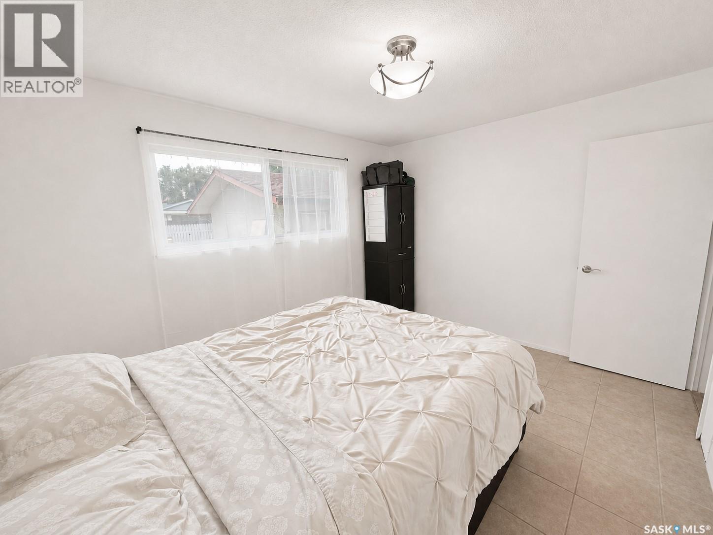 2145 37Th Street W, Saskatoon, SK